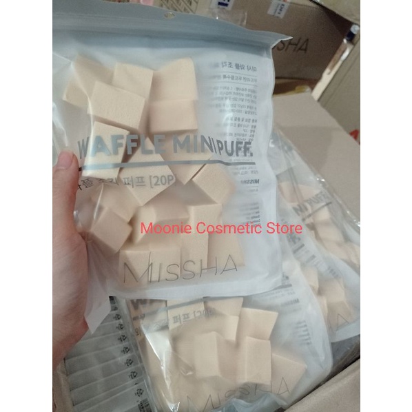 PUFF TÁN NỀN HELLO TALK TOK CLIO TÁCH LẺ 1 MIẾNG