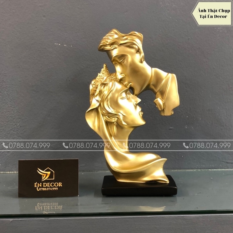 Đôi Nam nữ, Cô Gái Trang Trí Nhà Cửa, Trang trí tủ kệ, Decor nhà đẹp, Én Decor
