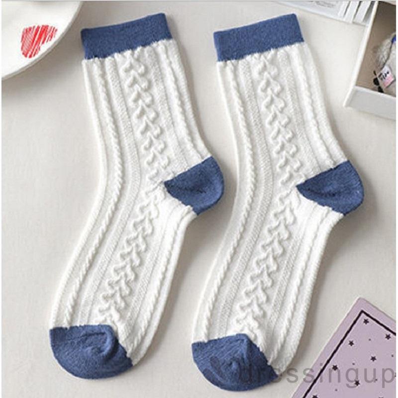 Tất dệt kim họa tiết hoạt hình chống trượt thoáng khí dễ thương cho nữ