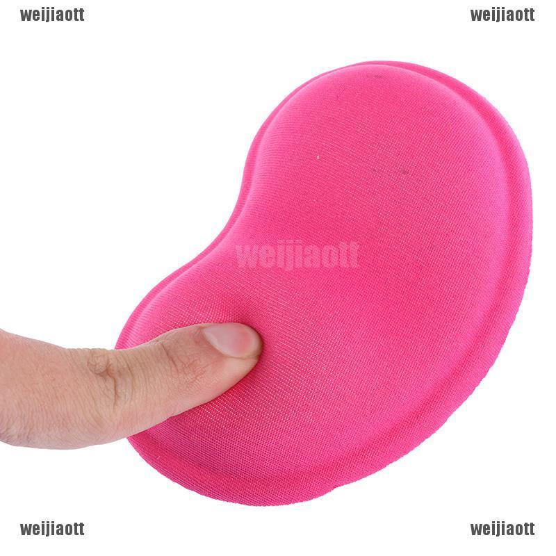 Miếng lót chuột bằng silicone hình trái tim 3D