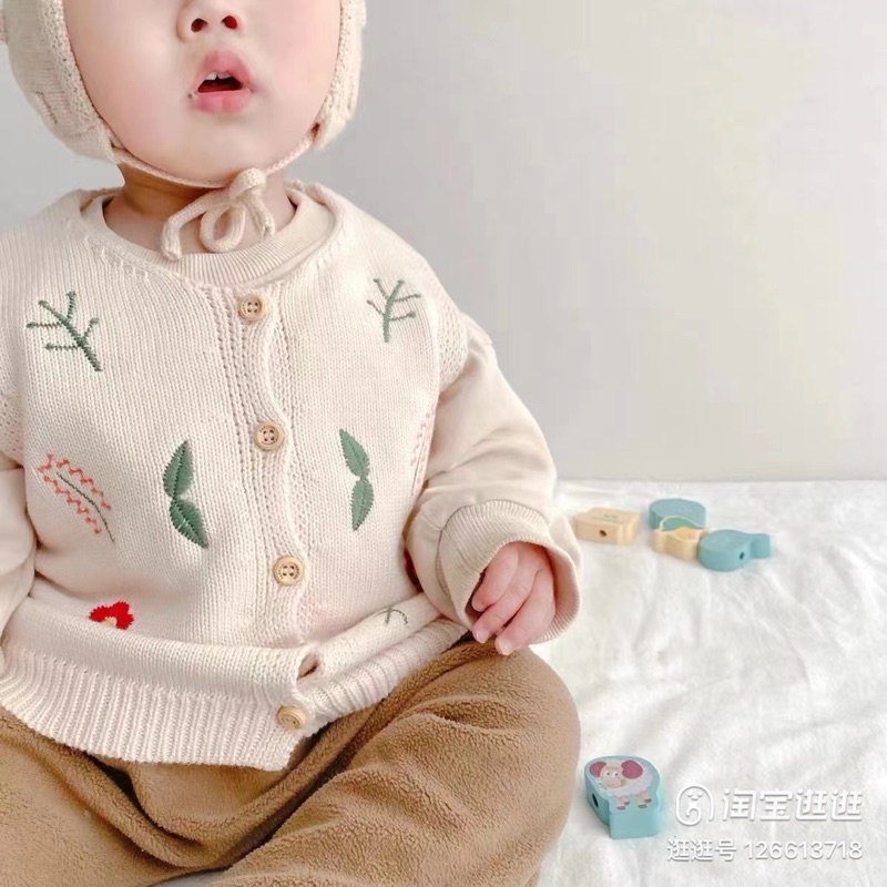 Áo khoác len gile dệt kim thêu hoa lá cho bé gái