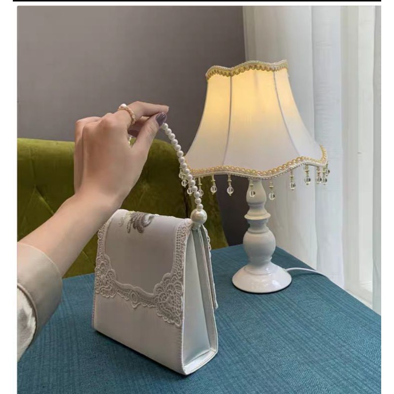 Túi xách tay đeo chéo phong cách vintage sang trọng kèm hình thật