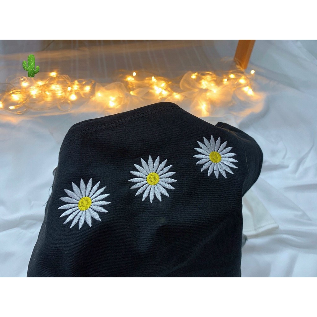 Áo 2 dây ruy băng xinh tiểu thư thêu hoa cúc pc