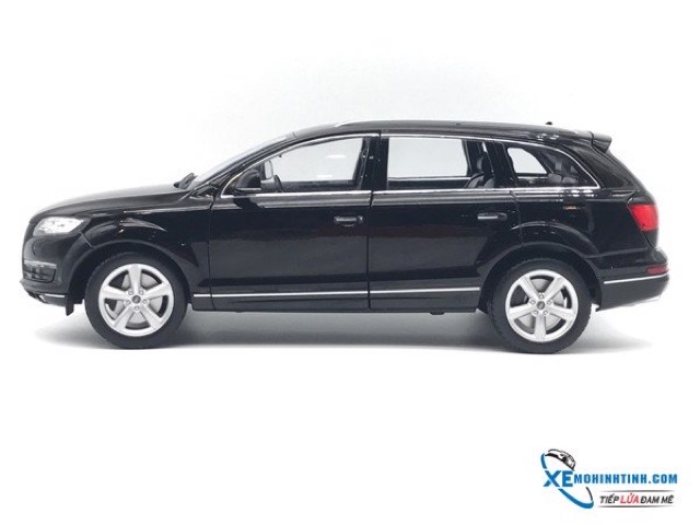 Xe Mô Hình Audi Q7 1:18 Welly-Fx (Đen)