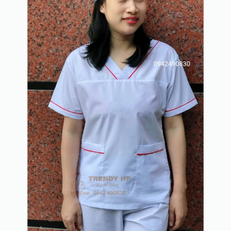 Bộ scrubs cổ tim trắng viền Đỏ - áo blouse trắng cổ chữ V viền đỏ cho bác sỹ, dược sỹ, điều dưỡng,...