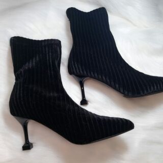 Boot nhung cao cổ