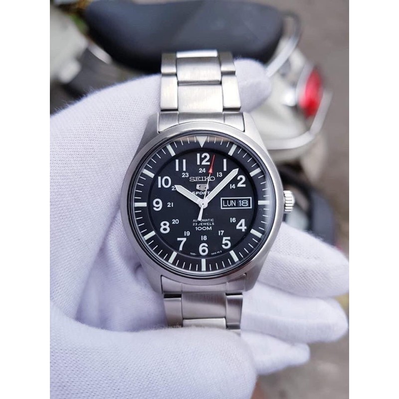 Đồng hồ nam dây thép Seiko SNZG13K1