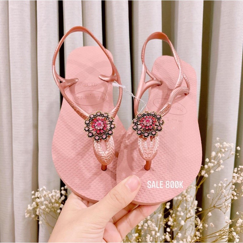Sandal havaianas Luna hồng quai hồng mix charm