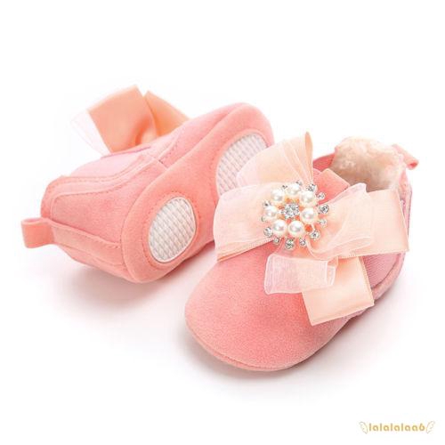 Giày boot giữ ấm trong mùa đông cho bé gái từ 0-18 tháng tuổi