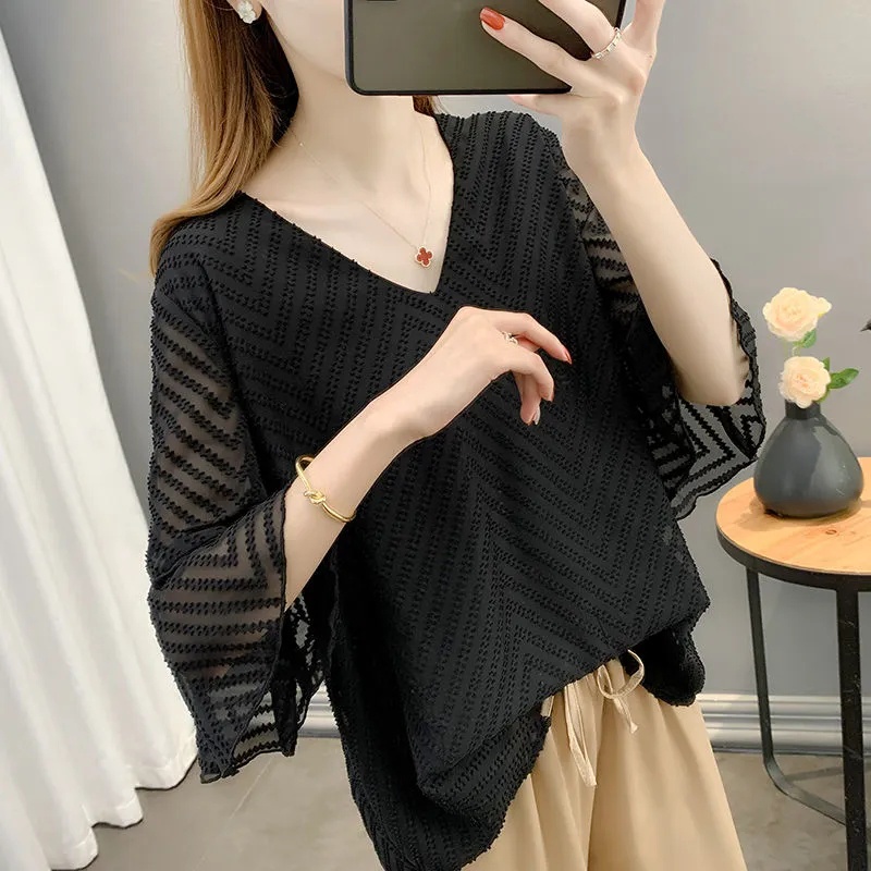 【50-90KG】 Áo Voan Mỏng Cổ Chữ V Plus Size C9366
