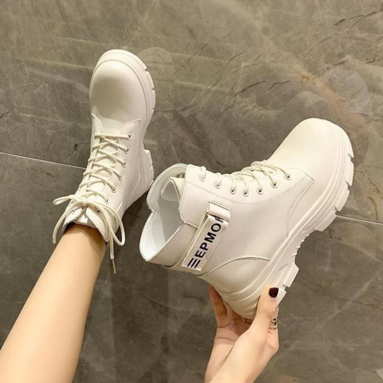 Giày Boots, Giày Boot Nữ Lót Lông Bên Trong Phối Viền Chữ Kèm Dây Buộc Phong Cách Trẻ Trung Năng Động, Thời Trang Hàn | BigBuy360 - bigbuy360.vn