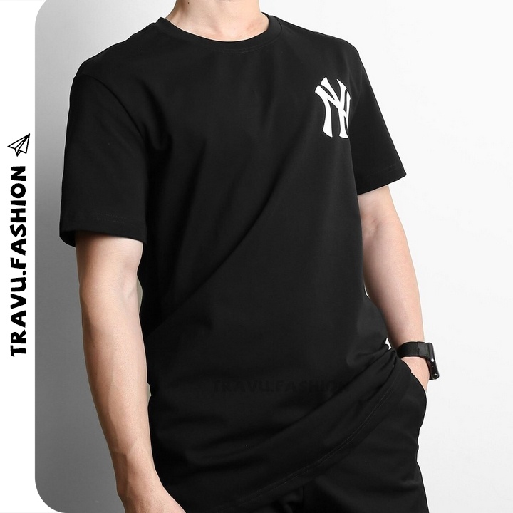 Áo thun nam tay ngắn, Áo phông Trà Vũ cổ tròn in hình ở Ngực CZ21