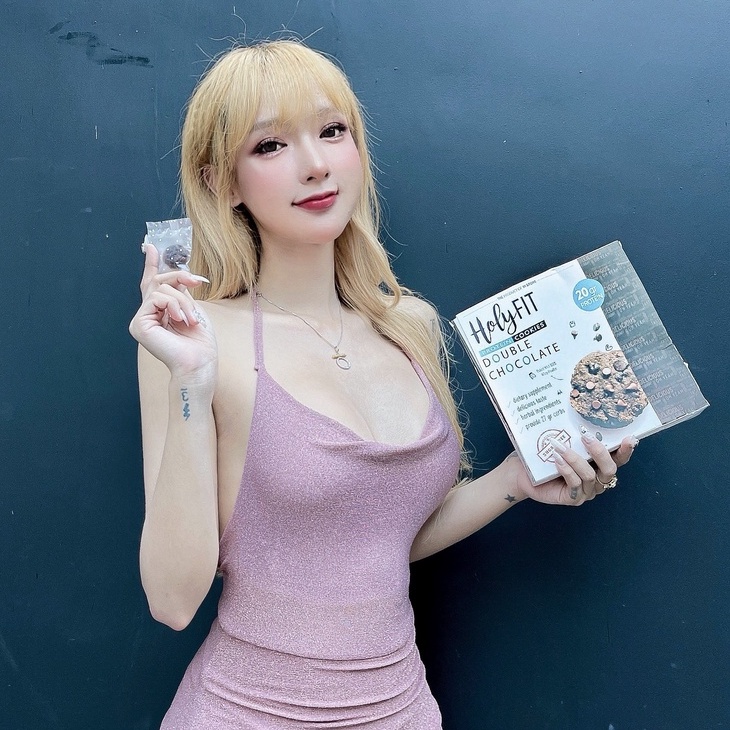 Bánh Protein Giảm Cân - Bánh Ăn Kiêng Không Đường - Bánh Socola Cookie HolyFIT Giảm Cảm Giác Đói, Giảm Thèm Ăn Hiệu Quả