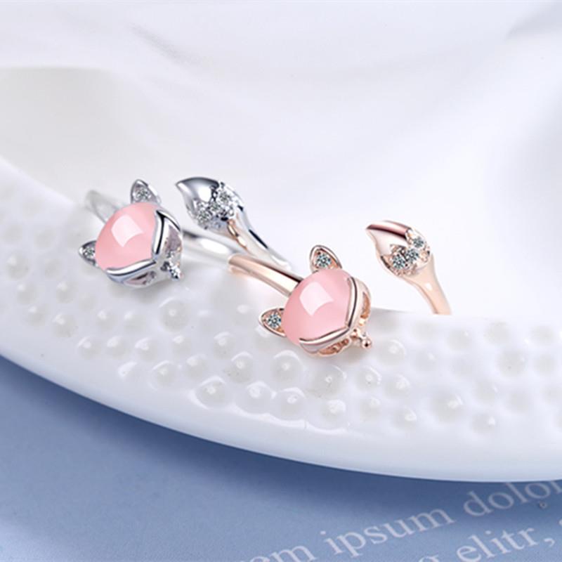 Nhẫn hở hình con cáo đính đá zircon hồng dễ thương