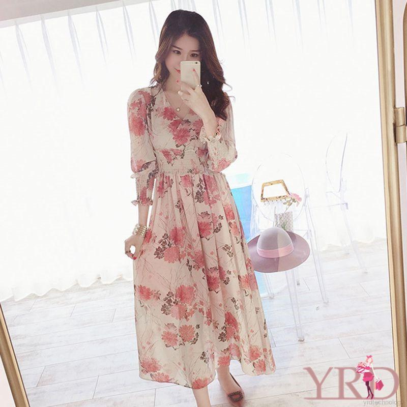 Đầm tay dài hoạ tiết hoa thiết kế cổ chữ V nữ tính | BigBuy360 - bigbuy360.vn