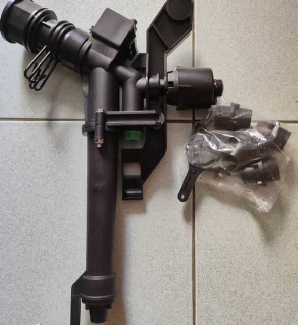 Súng phun tưới, Bép vẩy cách đập Aquamate Đài Loan ren 42 bán kính 38 mét