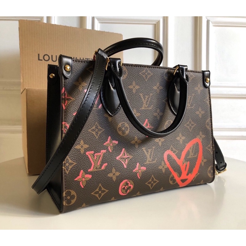 Túi xách/đeo chéo thương hiệu Louis Vuitton LV Fall In Love Onthego Mini Tote 2021 cao cấp hàng vip 1-1