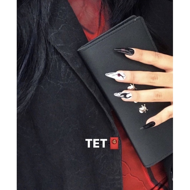 Ví da Ví đầu lâu Đen 10*19cm