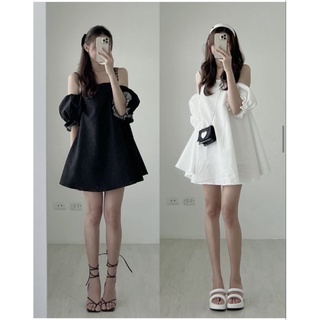 Đầm babydoll gấm hoa nổi 2s rớt vai tay phồng (Trắng/Đen)