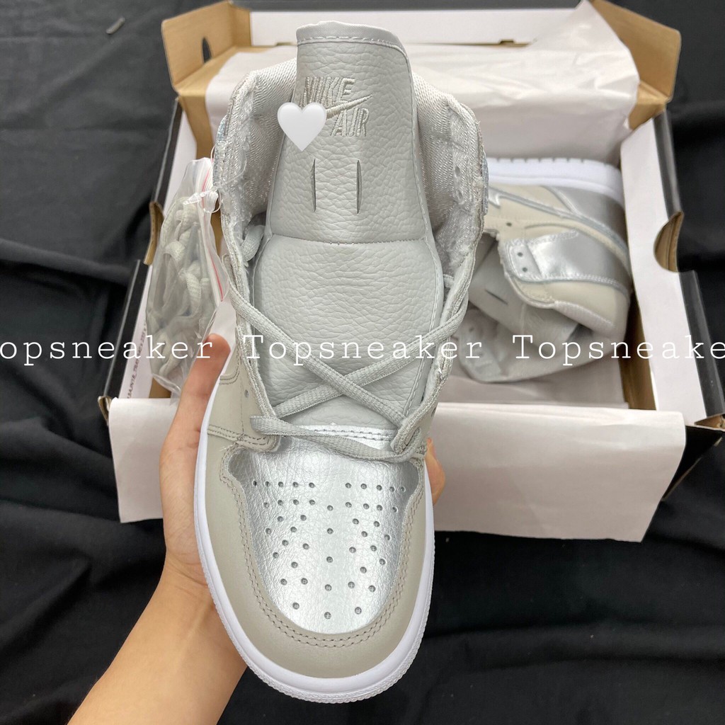 Giày Sneaker Jordan 1 Bạc Bóng