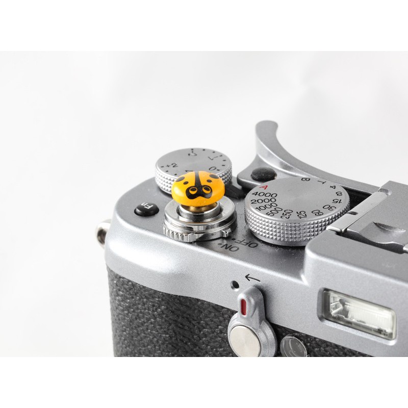 Shutter Button - Nút Bấm Chụp Ảnh Hình Bọ Ladybug Dành Cho Máy Ảnh Fujifilm, Leica, Contax, ...