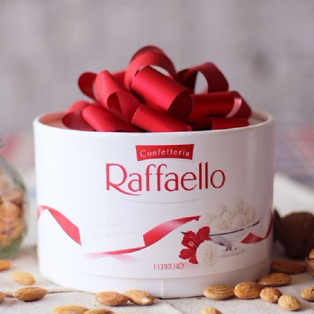 Kẹo dừa Raffaello