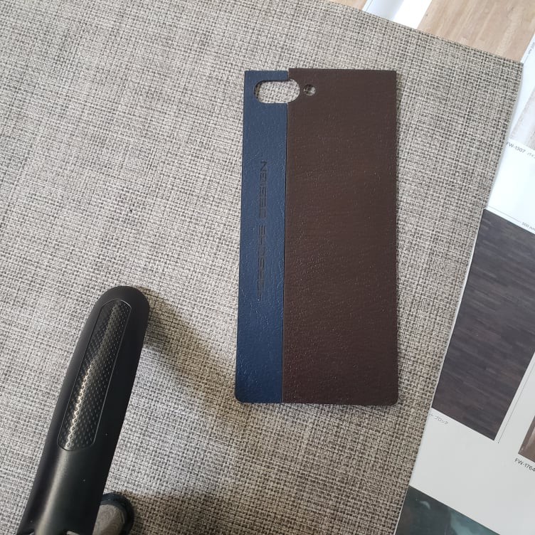 Miếng dán Skin da lưng cho Blackberry Key 2 Xanh ghép nâu