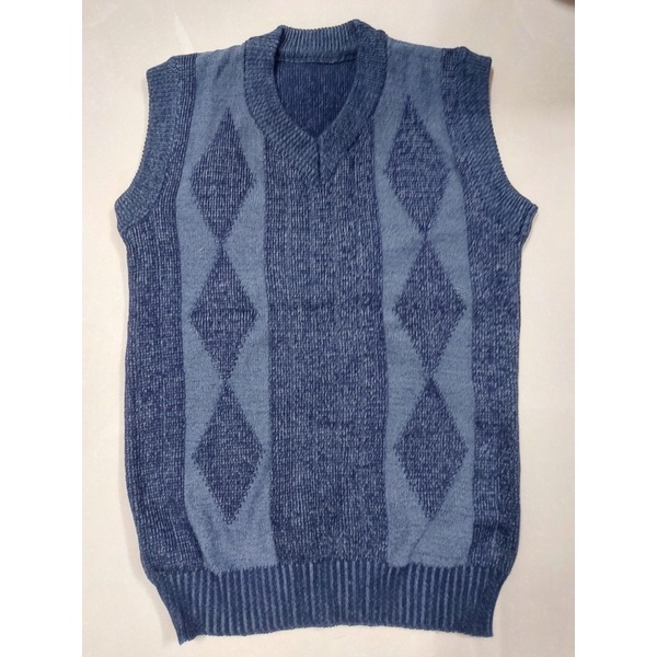 Áo len nam sat nách