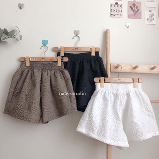 Quần short phồng