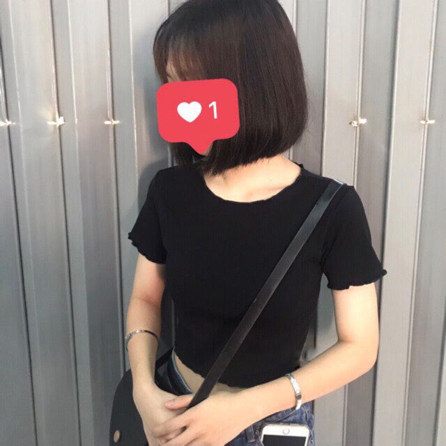 Áo Croptop Sofm Wear viền bèo