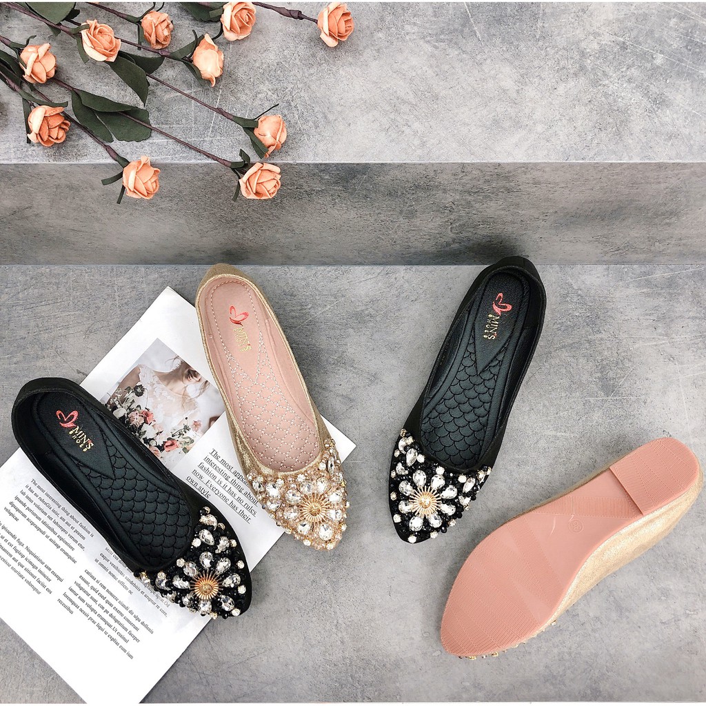 Min's Shoes - Giày Bệt Đá Da Thật B352