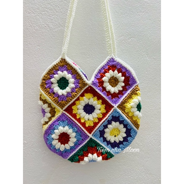 Túi móc len hoa ghép