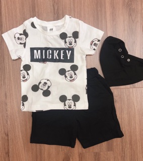 Bộ bé trai Mickey kèm yếm cổ
