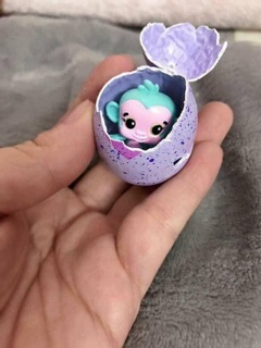 Trứng hatchimals