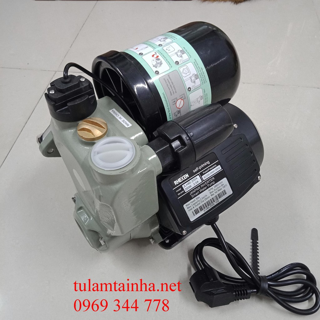 Bơm tăng áp nước nóng 200W dùng cho gia đình