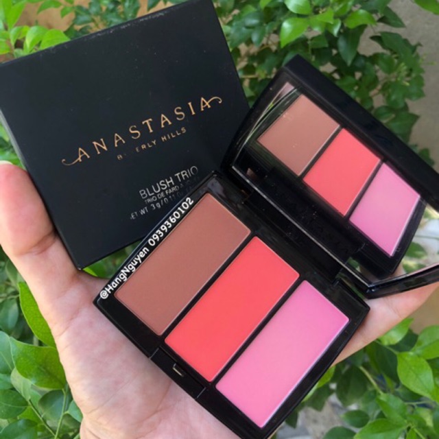Má Hồng Anastasia Beverly Hills
