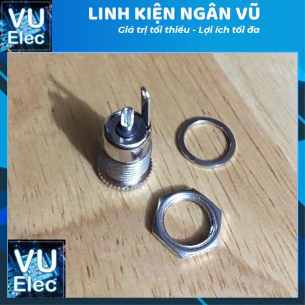 Giắc cắm DC 5.5 x 2.1 mm bằng kim loại chế pin sạc