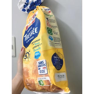 Bánh mì hoa cúc date mới