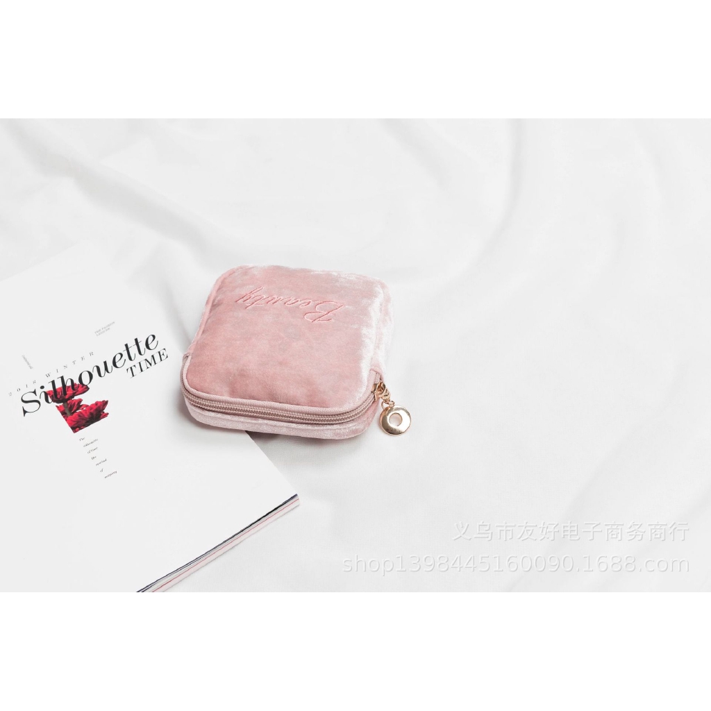 Túi đựng băng vệ sinh thiết kế nhỏ gọn dễ thương tiện dụng