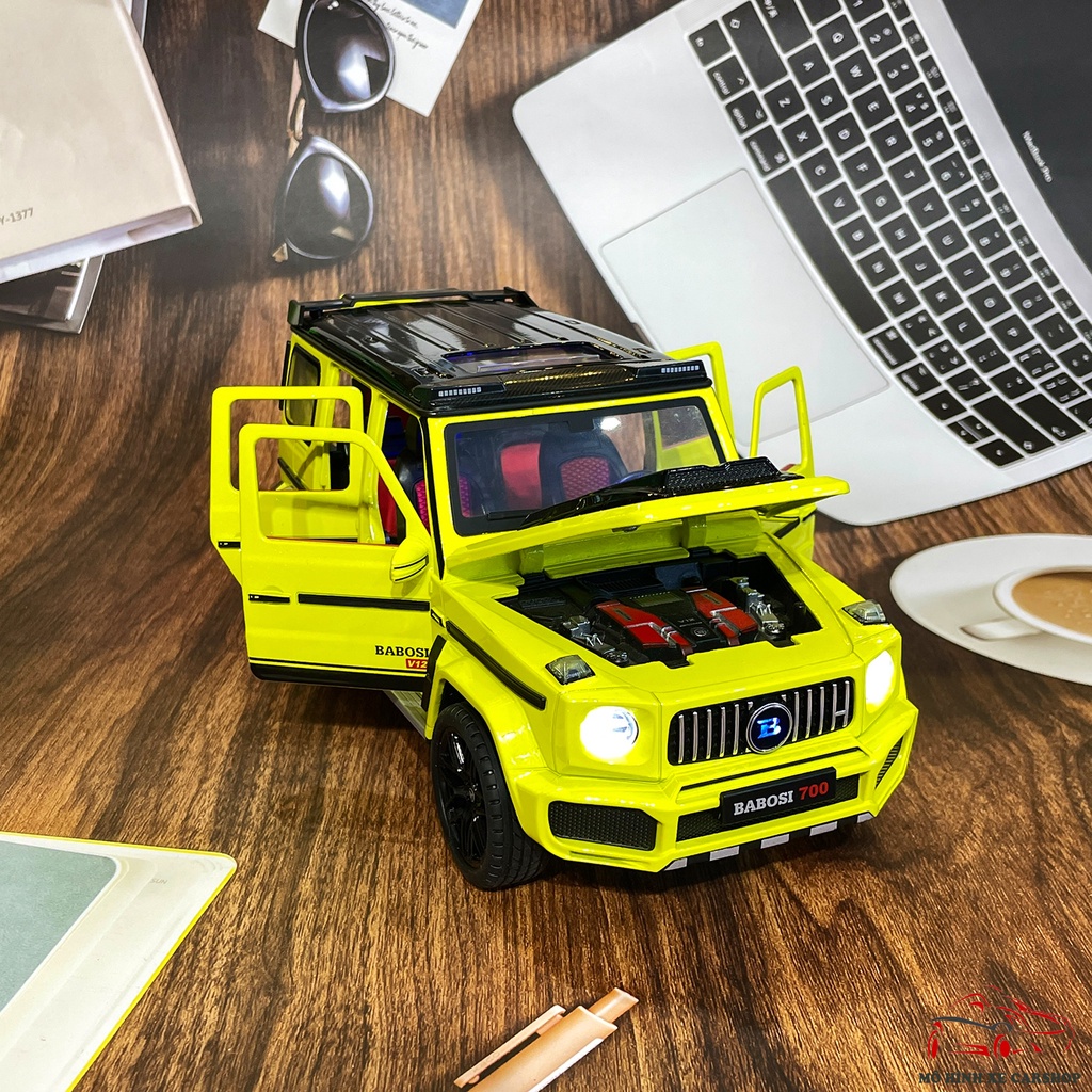 Mô hình xe hợp kim Mercedes-Benz G700 Babosi tỉ lệ 1:18 dài 30cm hãng Weituo Carshop màu vàng