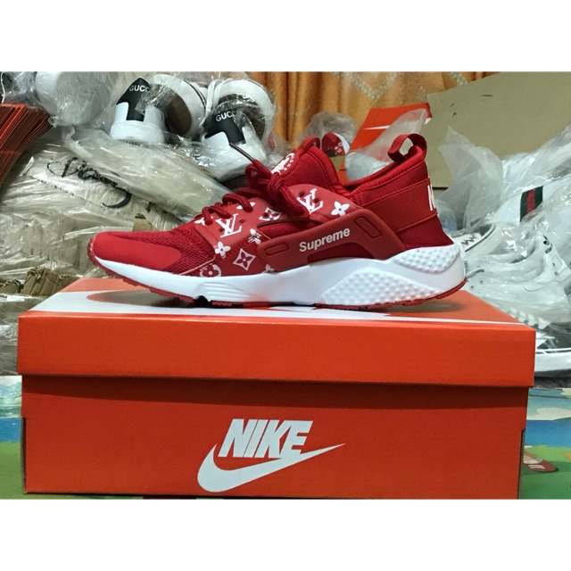 Huarache supreme