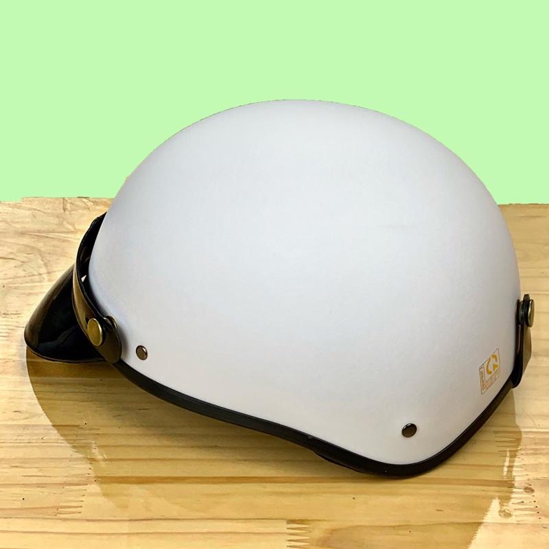 Mũ bảo hiểm nửa đầu màu Trắng cute có kính Uv kính Phi công - Nón 1/2 cao cấp xốp ép nhiệt chính hãng
