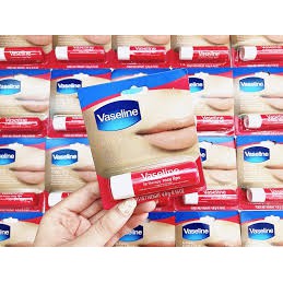 Dưỡng nẻ môi Vaseline