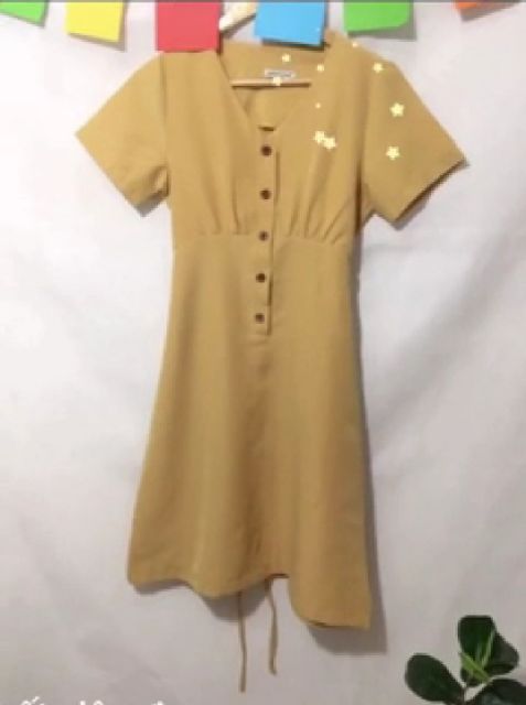 (Ảnh thật) ĐẦM VÀNG CỔ V vintage hàn quốc | BigBuy360 - bigbuy360.vn