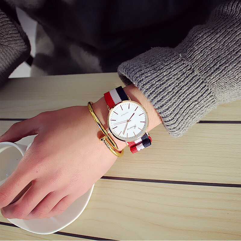 Đồng hồ thời trang nam nữ kẻ sọc dây dù cực đẹp D75 | BigBuy360 - bigbuy360.vn