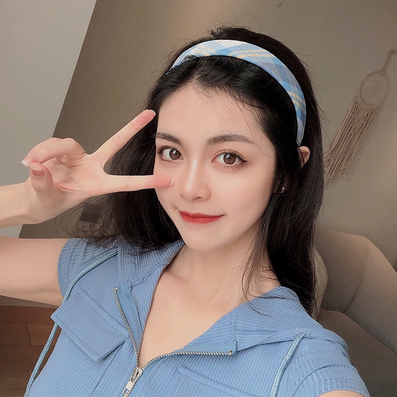 Cài tóc kẻ sọc caro phong cách Hàn Quốc retro