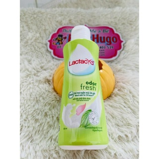 Dung Dịch Vệ Sinh Lactacyd Lá Trầu Không Và Nước Hoa Hồng Chai 150ml