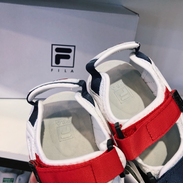 GIÀY FILA DISRUPT SANDALS hàng cao cấp ,nhẹ ,bền ,đẹp
