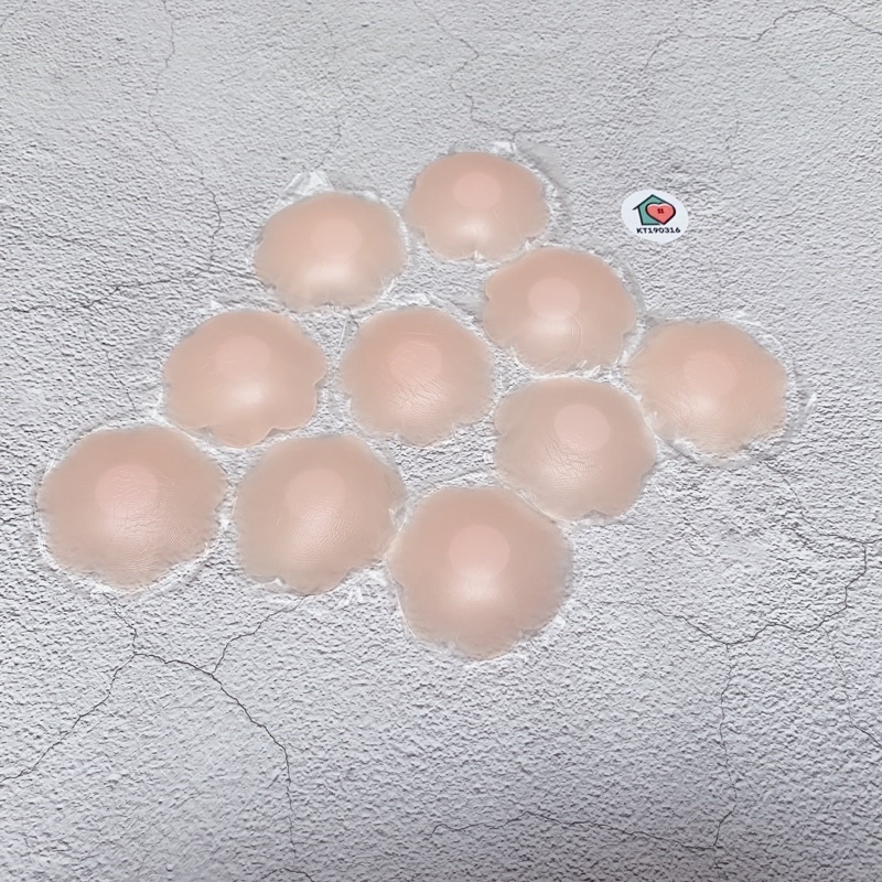 Hộp 5 Cặp Dán Nhũ Hoa Silicon Kèm Hộp Dễ Dàng Bảo Quản - Dùng Được Nhiều Lần