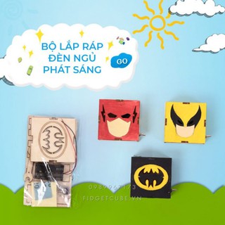 Bộ lắp ráp đèn ngủ phát sáng hình siêu nhân